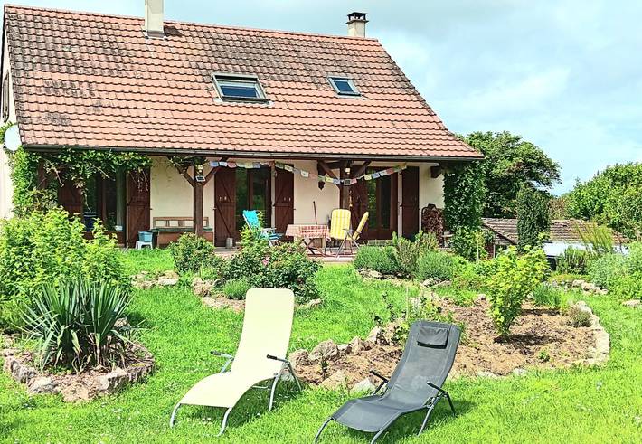 Chambre d’hôte pour 3 personnes, avec jardin