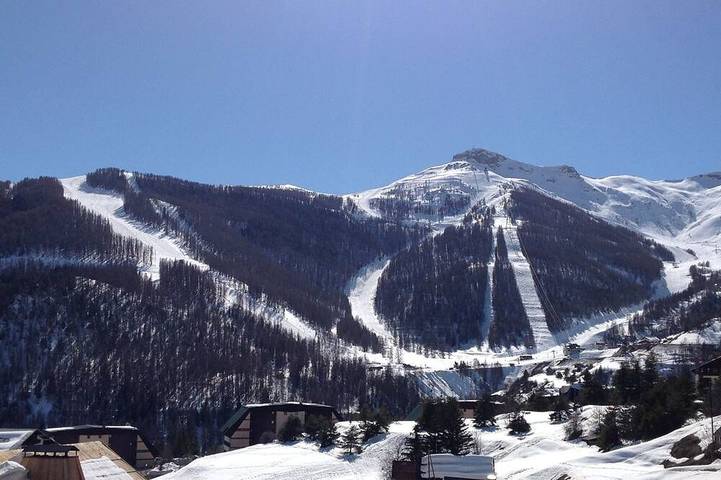 Chalet pour 8 personnes, avec Balcon et Jardin dans Auron