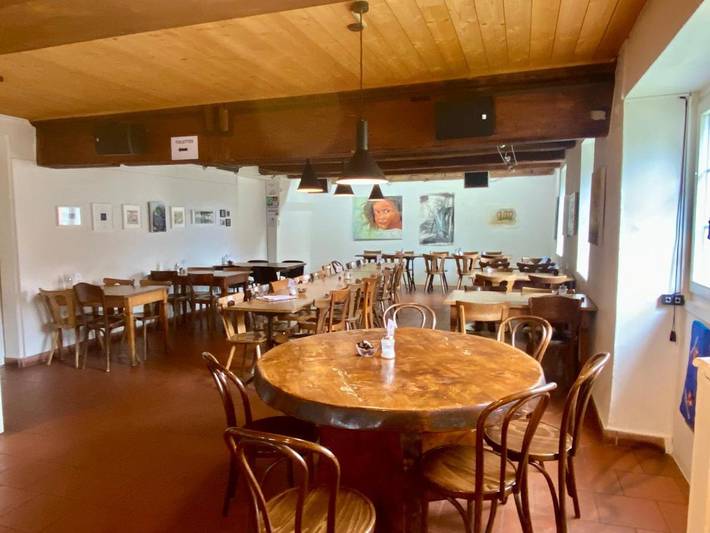 Hôtel pour 2 personnes, avec jardin à Saignelégier - 2