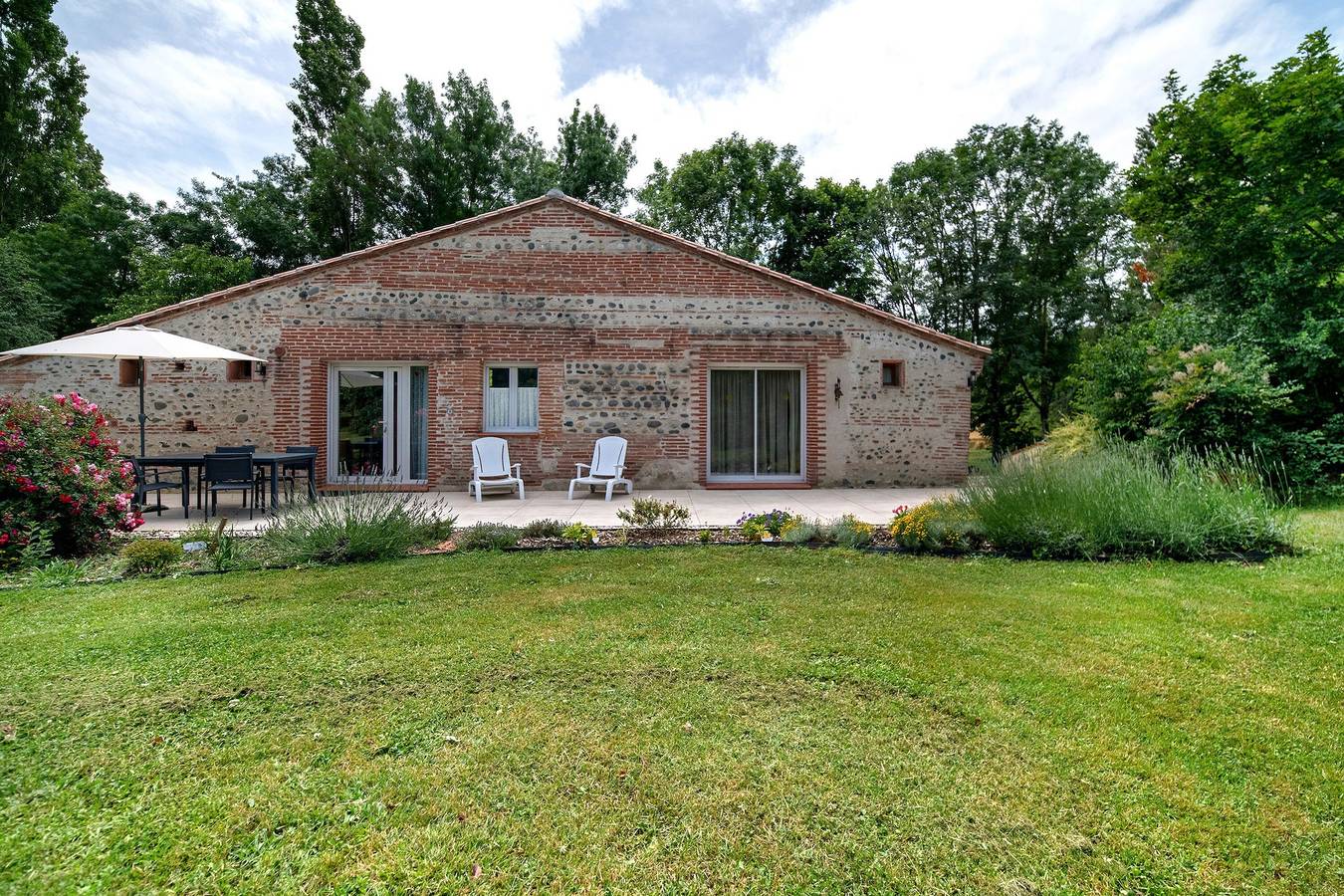 Maison de vacances « Gîte De La Grange » avec Wi-Fi in Montaut (Haute-Garonne), Haute-Garonne