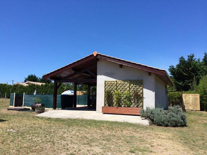 Location de vacances pour 5 personnes, avec piscine et jardin, adapté aux familles à Lesparre-Médoc - 2