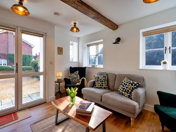 Vacation Rental for 4 Guests in North Wessex Downs, South West England, Picture 1