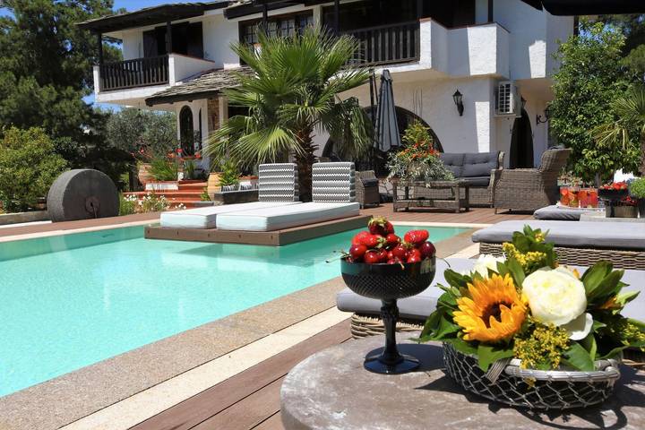 Villa für 8 Personen, mit Balkon und Terrasse sowie Garten auf Thassos