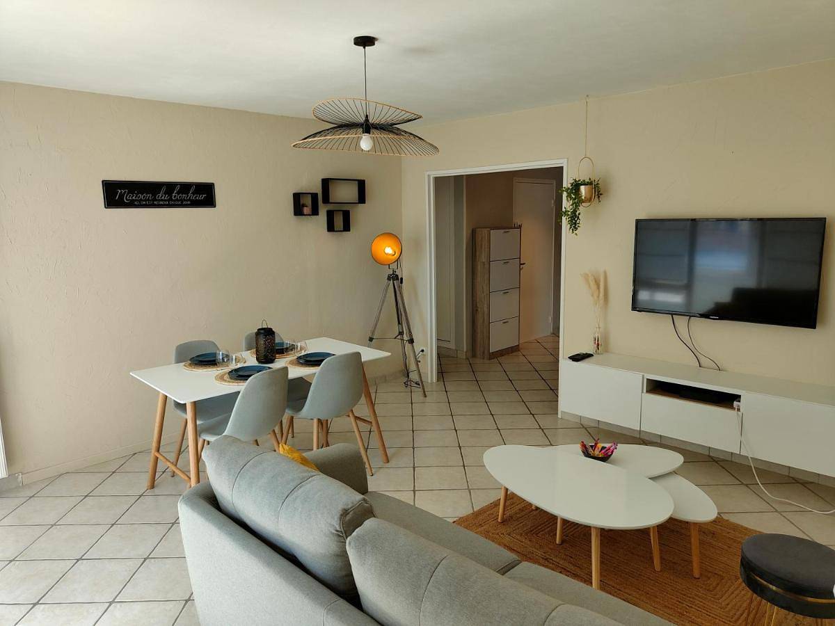 Appartement entier, Apartment in Brest, Région de Brest