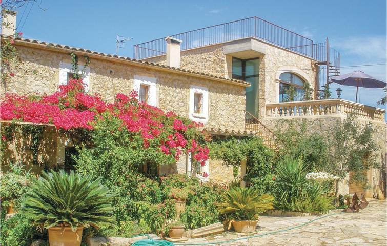 Finca für 4 Personen, mit Terrasse, mit Haustier in Manacor - 3