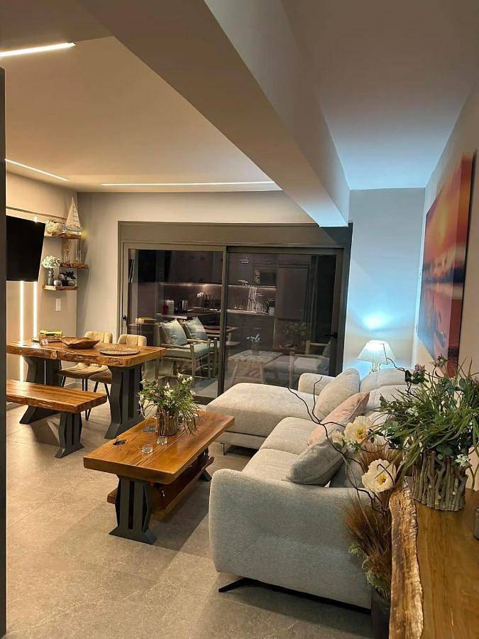 Ferienhaus für 7 Personen, mit Balkon und Pool sowie Ausblick, kinderfreundlich