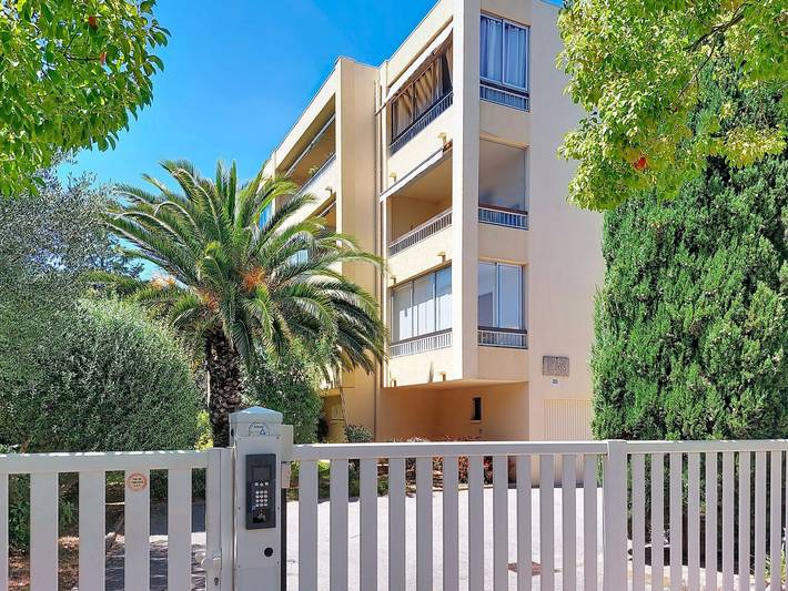 Appartement entier, L'Iris in Sanary-sur-Mer, Côte méditerranéenne (France)