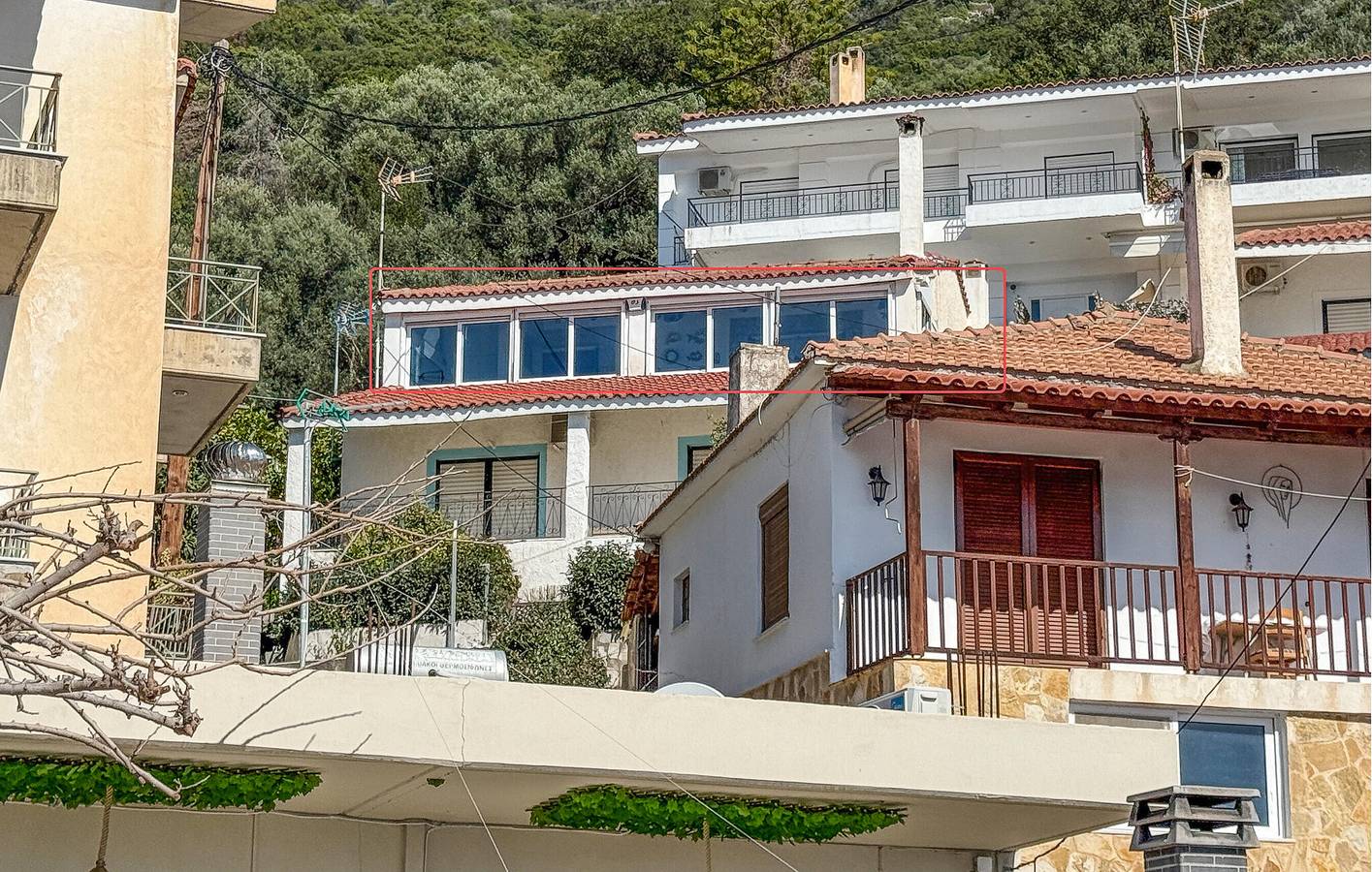 Ganze Ferienwohnung, Gemütliche 1-Zimmer-Wohnung, 100 m von der Küste entfernt, mit WLAN und Parkplatz in Fokida