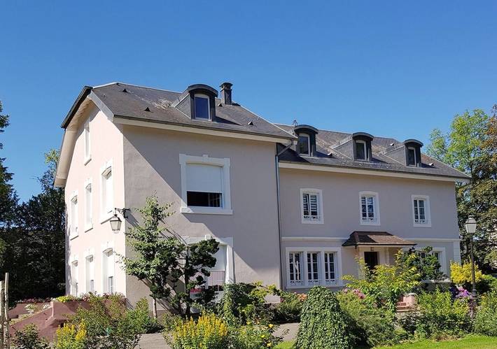 Cottage pour 7 personnes, avec jardin et sauna ainsi que vue et piscine à Sentheim