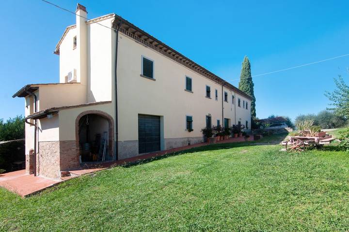 Ganze Wohnung, Casina – Toskanisches Apartment mit Pool zwischen Weinbergen und Olivenhainen in Montespertoli, Florenz Provinz