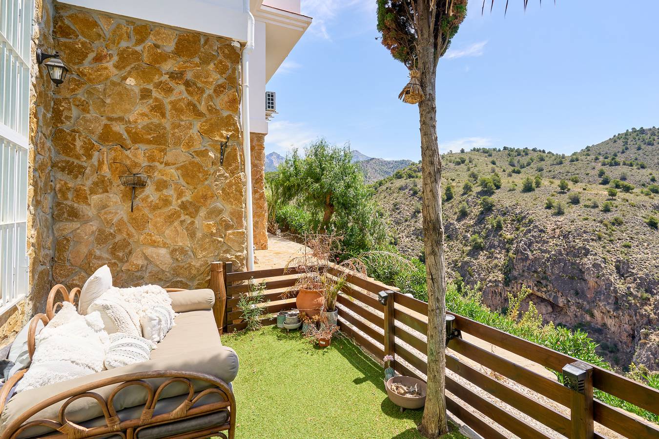 Holiday Home 'Dorit Frigiliana' with Sea View, Wi-Fi and Air Conditioning in Frigiliana Road, Frigiliana