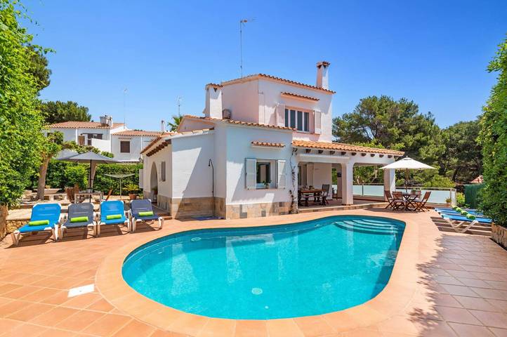 Villa pour 8 personnes, adapté aux familles - 1