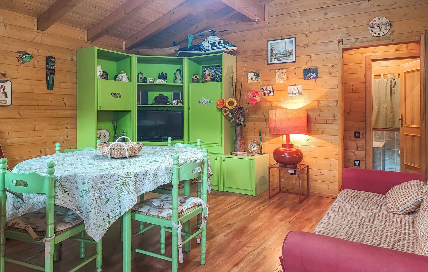 Acogedor apartamento con parking, aire acondicionado y WiFi cerca del río Alcántara in Motta Camastra, Etna