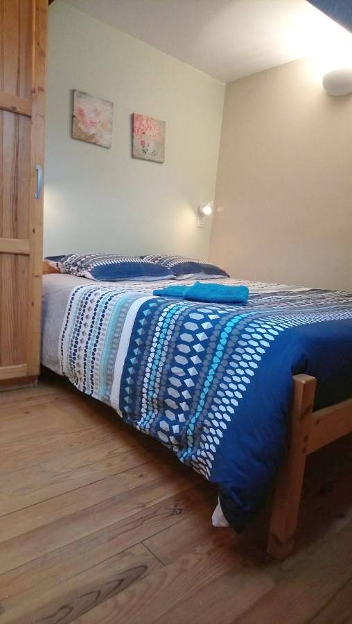 Location de vacances pour 4 personnes, avec jardin et vue, animaux acceptés à Paule - 2