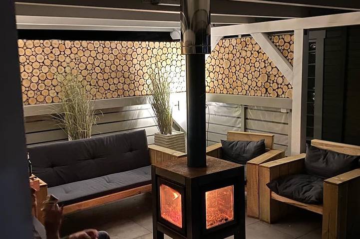 Chalet für 6 Personen, mit Terrasse und Garten sowie Sauna am Edersee