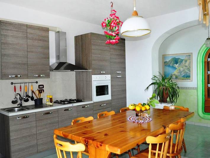 Ferienhaus für 6 Personen, mit Ausblick und Garten sowie Terrasse in Kampanien - 4