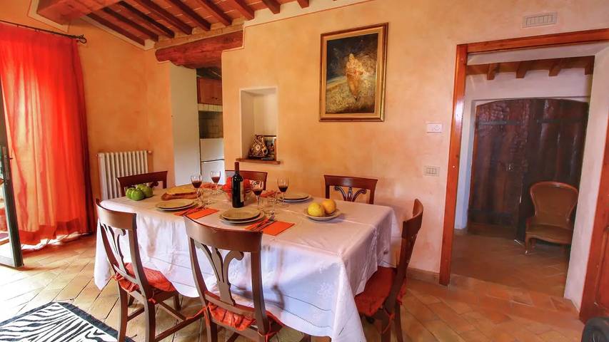 Location de vacances pour 16 personnes, avec jardin ainsi que piscine et jacuzzi à Montepulciano - 4