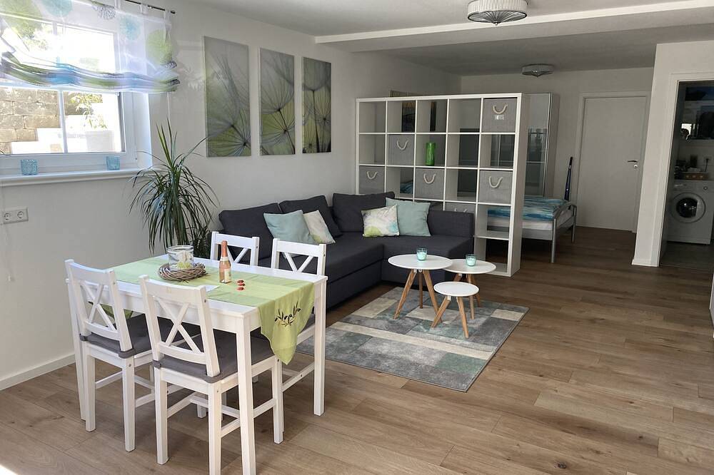 Ganze Wohnung, Wohnstudio für 1-4 Personen Nähe Bodensee in Stockach, Naturpark Obere Donau