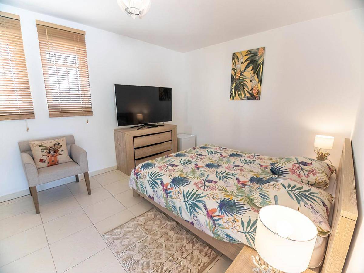 Villa Syracuse - Chambre privée avec piscine et jardin in Cogolin, Côte méditerranéenne (France)