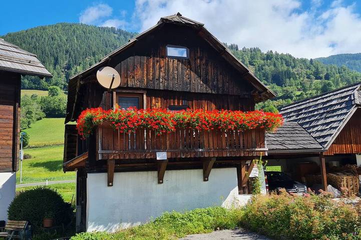 Chalet für 6 Personen, mit Balkon in Bad Kleinkirchheim
