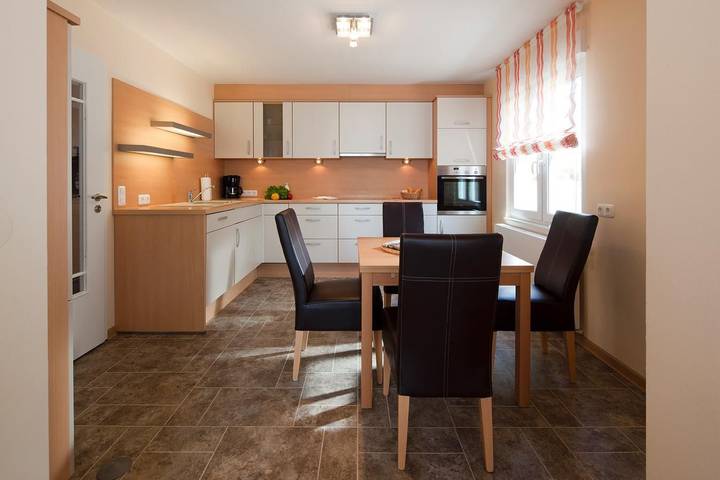 Ferienhaus für 8 Personen, mit Balkon/Terrasse auf den Ostfriesische Inseln - 2