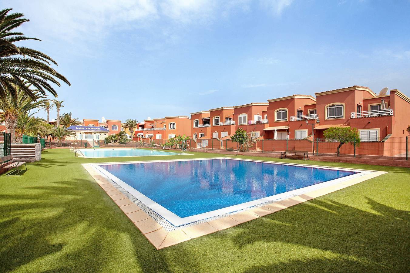 Casa de vacaciones 'Villa Florencia' con piscina compartida, terraza privada y Wi-Fi in Oasis Tamarindo, La Oliva