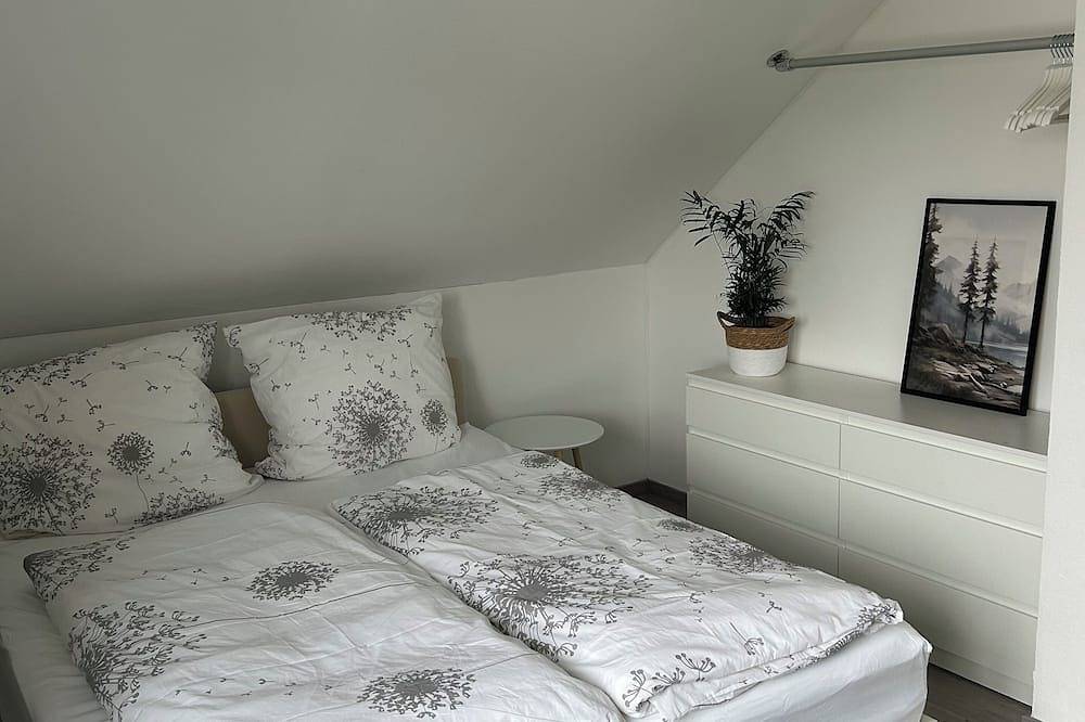 Ganze Wohnung, Schöne, neu renovierte Ferienwohnung in Spalt, Fränkisches Seenland