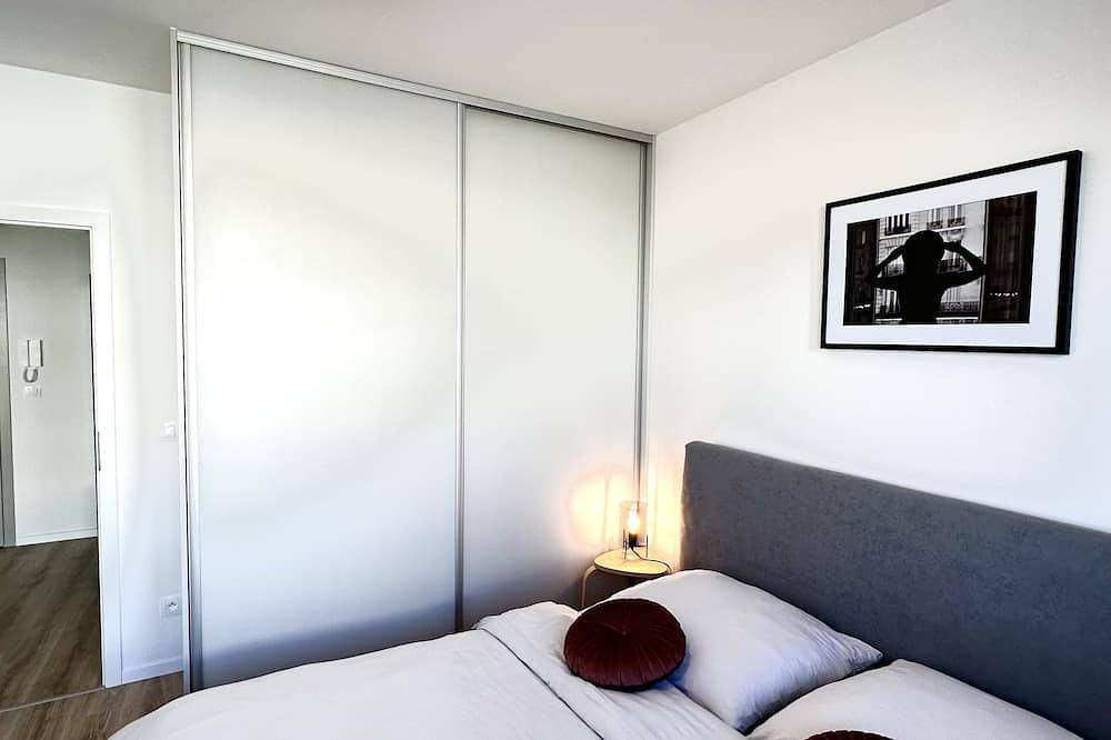 Ganze Wohnung, Urban apartment near Bratislava Airport, 15 min from the city center in Bratislava, Bratislava und Umgebung