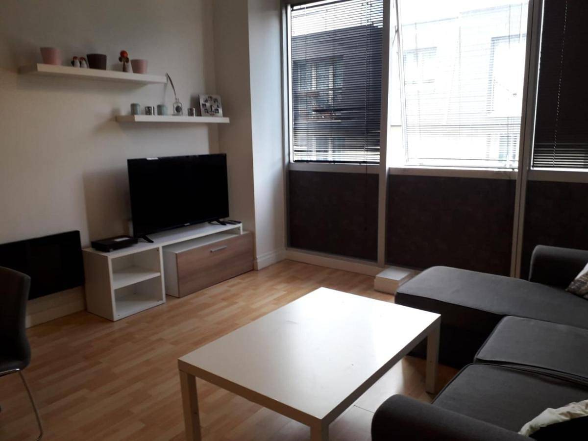 Appartement entier, Two-Bedroom Apartment in Les Lilas, Seine-Saint-Denis
