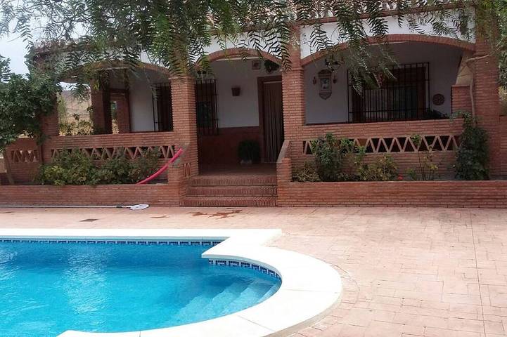 Gîte pour 7 personnes, avec jardin et balcon - 1