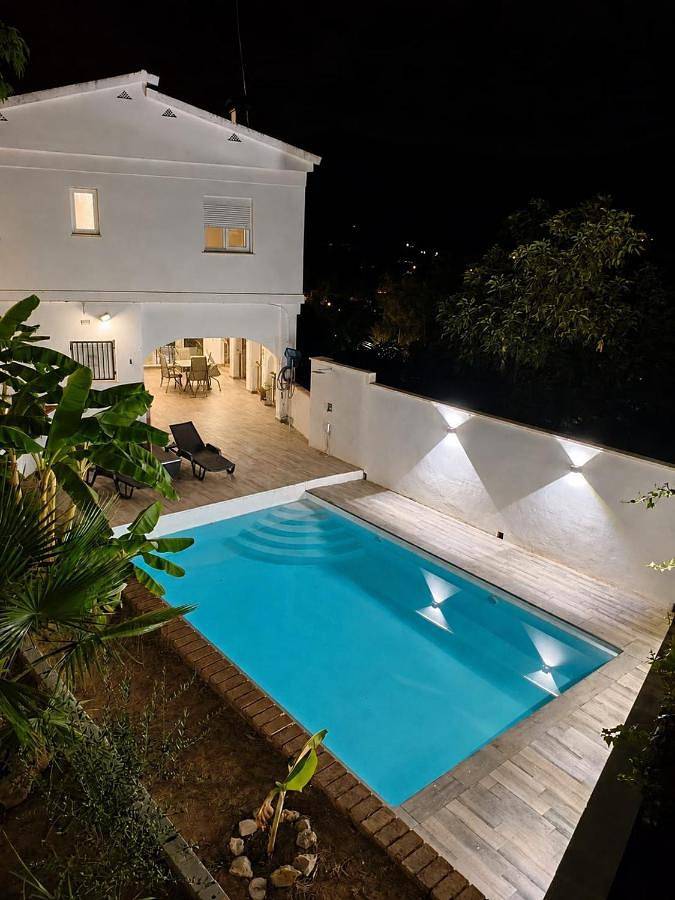 Casa rural para 5 personas, con Balcón y Terraza además de Jardín y Piscina en Alzira