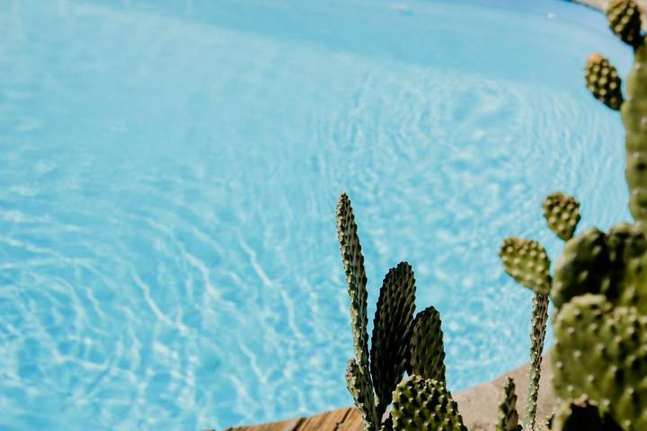 Appart’hôtel pour 2 personnes, avec jardin et piscine