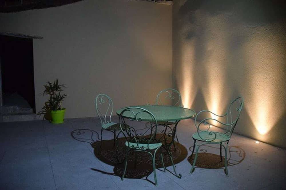 Small Gîte \"Cordeliers in Châteauroux, Châteauroux region