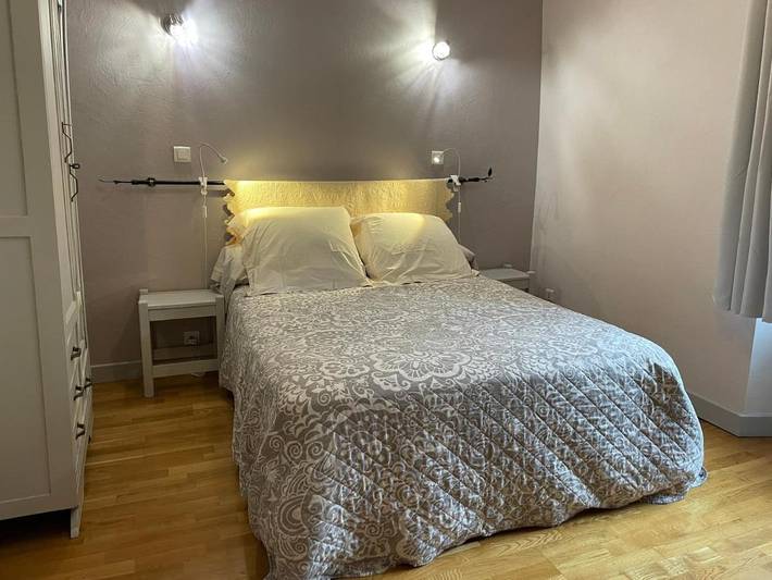 Hôtel pour 4 personnes, avec vue et terrasse à Usson (Puy-de-Dôme) - 3