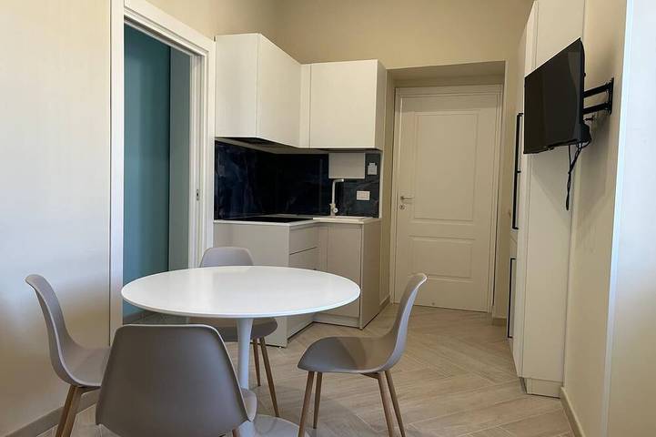 Beautiful 4-bedroom resort with Ac in tranquil Pompei in Pompei, Vesuvio National Park