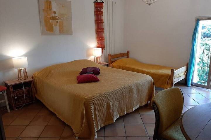 Encantadora casa de campo antigua con piscina entre Luberon y Alpille in Cavaillon, Parque natural regional del Luberon