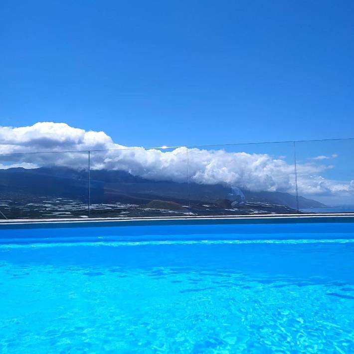 Casa de vacaciones para 5 personas, con piscina además de terraza y vistas - 1
