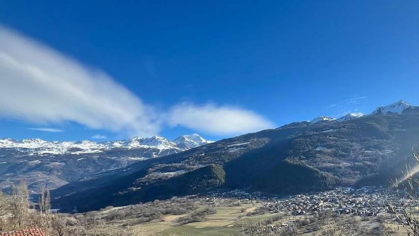 Gîte pour 2 personnes, avec vue et terrasse à La Côte-d'Aime - 4