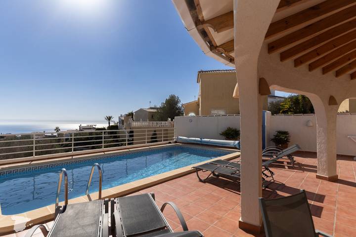 Casa rural para 6 personas, con jardín además de vistas al mar y terraza en Benitachell - 2