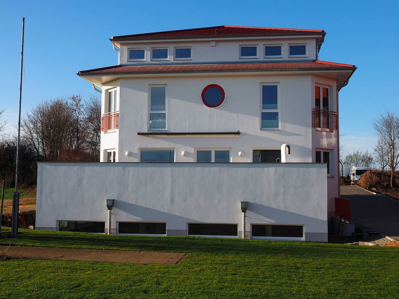 Vier-Winde-Villa mit Schwimmbad in Hohen Wieschendorf, Hohenkirchen