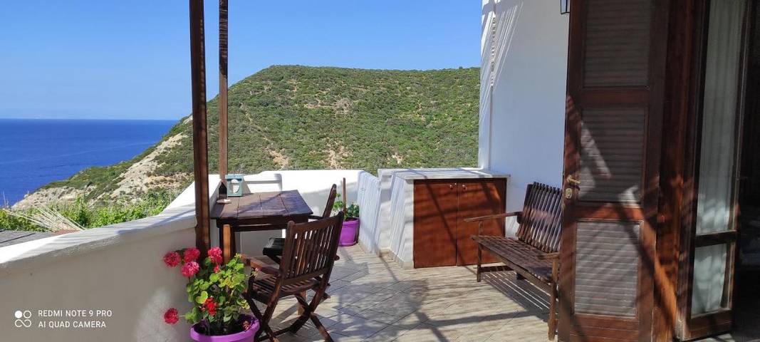 Location de vacances pour 2 personnes, avec jardin et vue, animaux acceptés à Ponza - 2