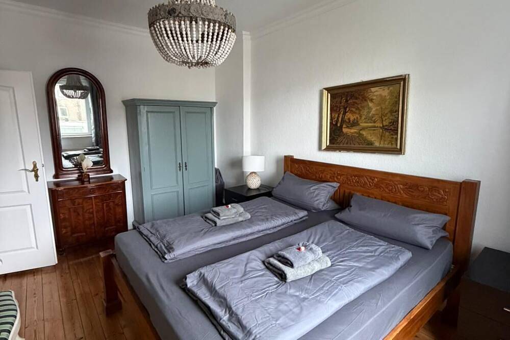 Apartamento entero, Velmora Boutique Suites: Vintage design apartment near the center in Lübeck (Ciudad), Lübeck