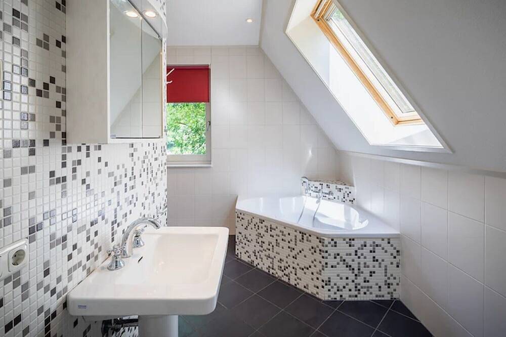 Geräumiger Rückzugsort im Wald mit Sauna in Kootwijk, Hoge Veluwe