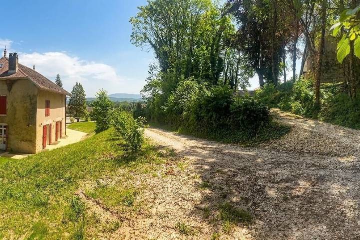 Location de vacances pour 5 personnes, avec Piscine dans Andert-et-Condon