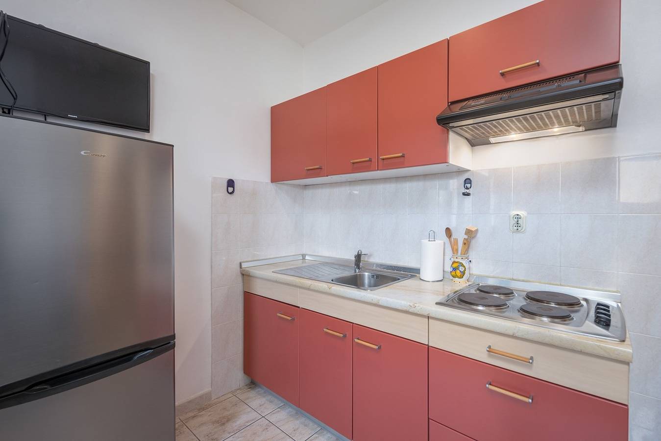 Ganze Wohnung, Ferienwohnung Lapida A2 mit Meerblick und Pool in Supetarska Draga, Rab