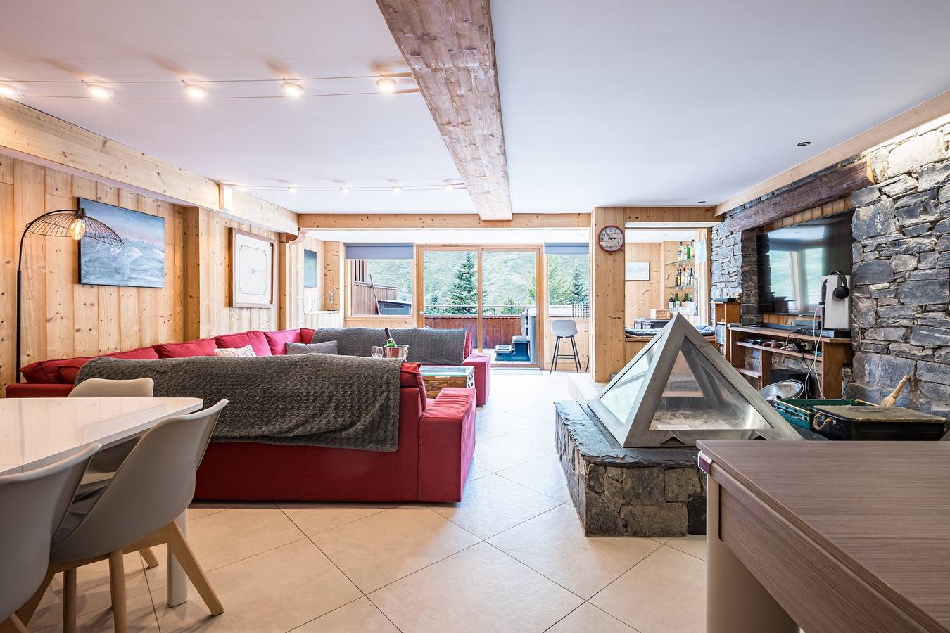 Chalet an der Piste mit Halbpension, ideal für Gruppen bis 12 Personen in Saint-Martin-de-Belleville, Vanoise-Massiv