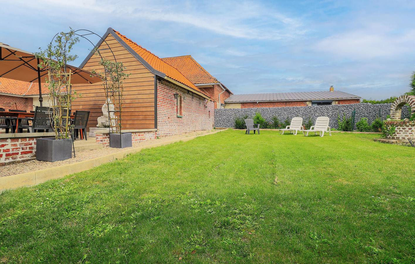 Riverside Retreat mit WiFi und Garten, Parkplatz in Wittes, Saint-Omer und Umgebung