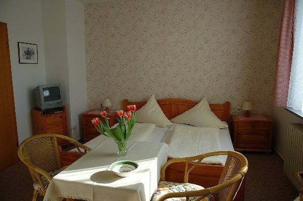 Ganze Ferienwohnung, Haus Blumenstein - Ferienwohnung 2, max. 4 Personen in Unteruhldingen, Uhldingen-Mühlhofen