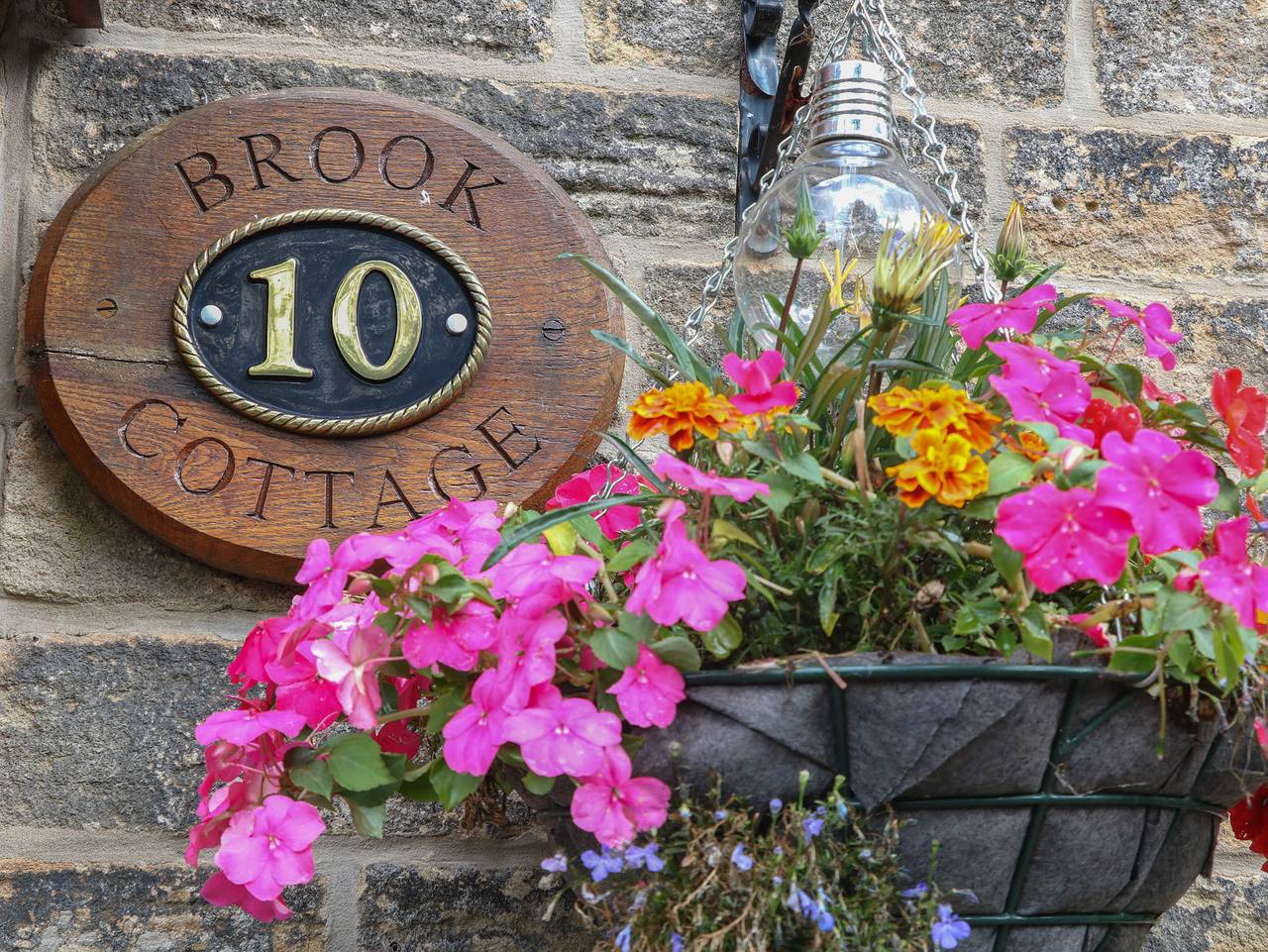 Brook Cottage in Derbyshire