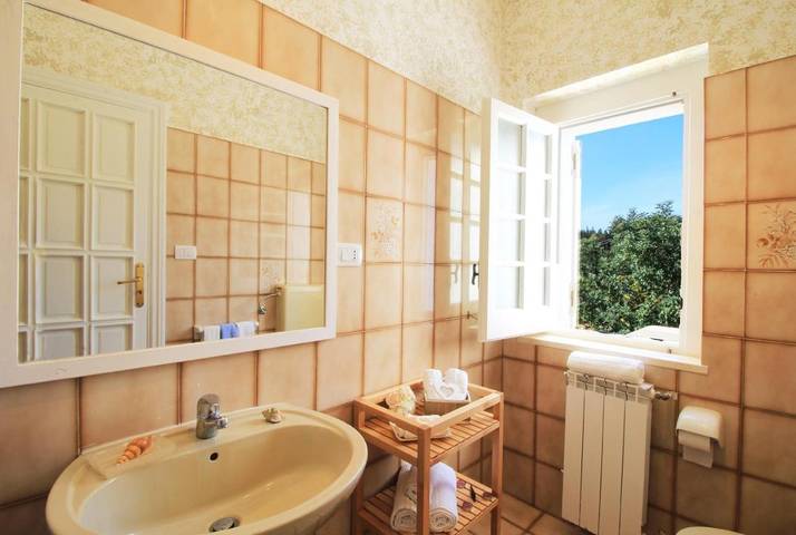 Agriturismo per 10 persone, con panorama e giardino a Leuca